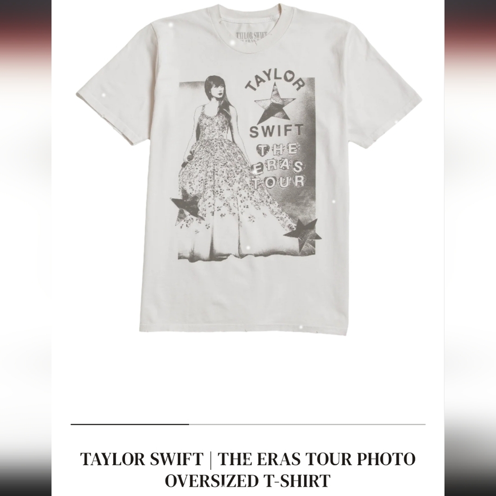 TAYLOR SWIFT THE ERAS TOUR PHOTO OVERSIZED LARGE  T-SHIRT
